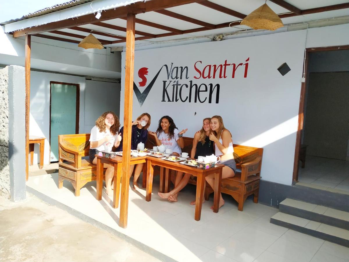 Van Santri Homestay Pemuteran Buitenkant foto
